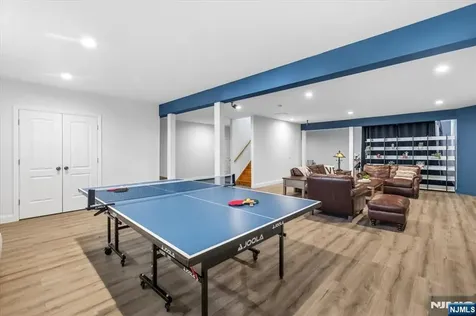 20 Bearbrook Drive Woodcliff Lake NJ 07677
