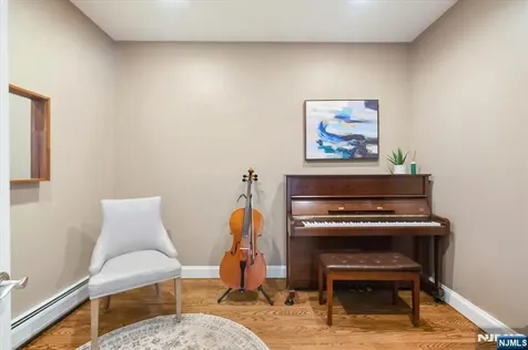 20 Bearbrook Drive Woodcliff Lake NJ 07677