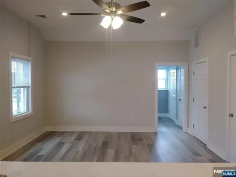 20 Goffle Road Midland Park NJ 07432
