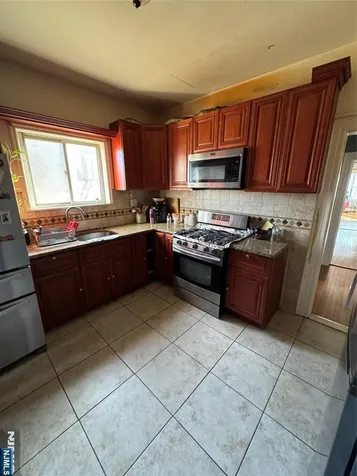 533-535 11th Avenue Paterson NJ 07514