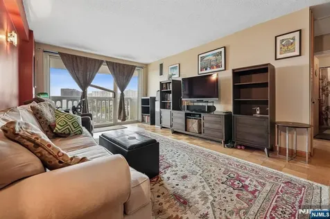 555 North Avenue Fort Lee NJ 07024