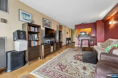 555 North Avenue Fort Lee NJ 07024