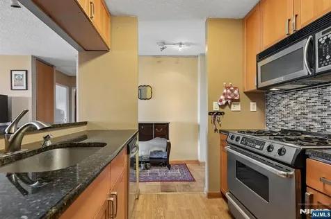 555 North Avenue Fort Lee NJ 07024