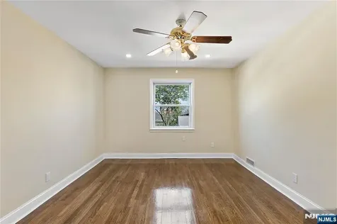 29 Parkview Terrace Bayonne NJ 07002