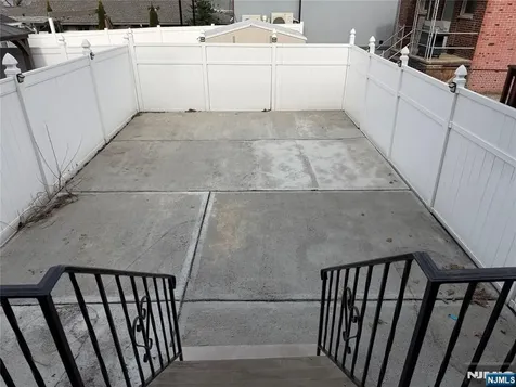 29 Parkview Terrace Bayonne NJ 07002
