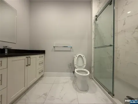 1685 Bergen Boulevard Fort Lee NJ 07024
