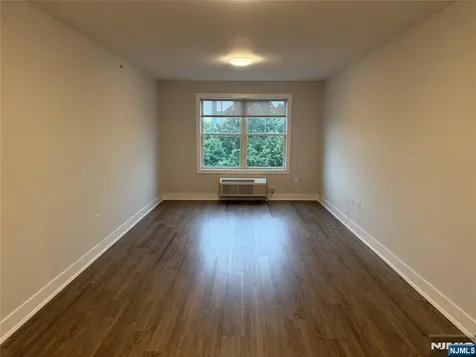 1685 Bergen Boulevard Fort Lee NJ 07024