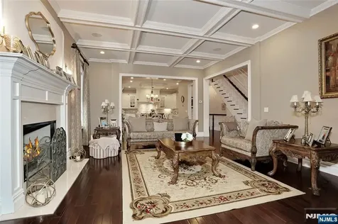 165 Cortland Drive Saddle River NJ 07458