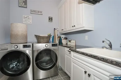 165 Cortland Drive Saddle River NJ 07458