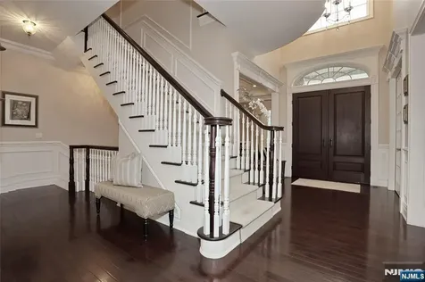 165 Cortland Drive Saddle River NJ 07458