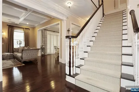 165 Cortland Drive Saddle River NJ 07458