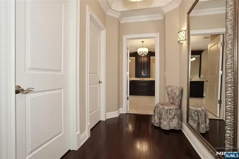 165 Cortland Drive Saddle River NJ 07458