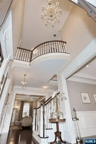 165 Cortland Drive Saddle River NJ 07458