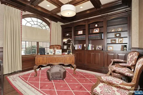 165 Cortland Drive Saddle River NJ 07458