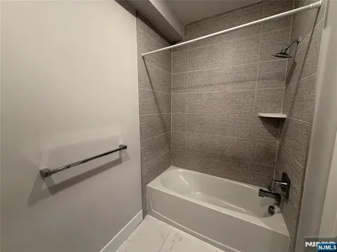 1685 Bergen Boulevard Fort Lee NJ 07024