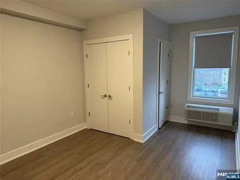 1685 Bergen Boulevard Fort Lee NJ 07024