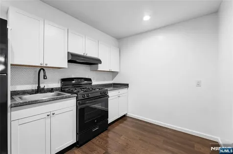 335 Paterson Avenue East Rutherford NJ 07073