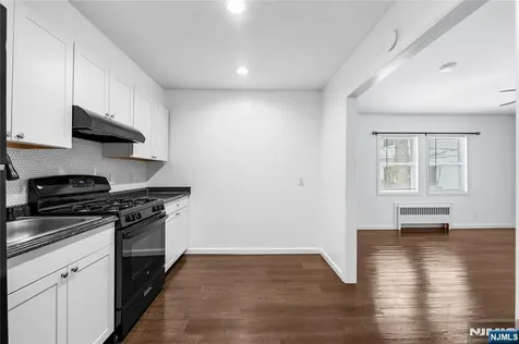 335 Paterson Avenue East Rutherford NJ 07073
