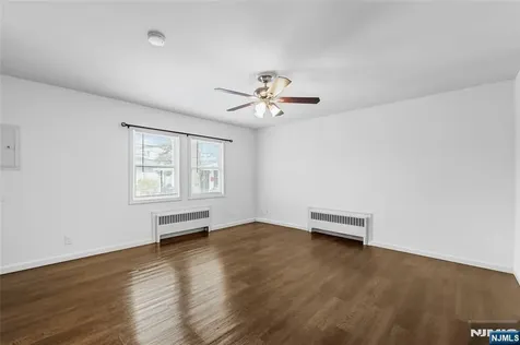 335 Paterson Avenue East Rutherford NJ 07073