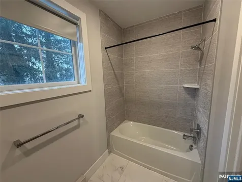 1685 Bergen Boulevard Fort Lee NJ 07024