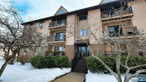651 Riverside Avenue Lyndhurst NJ 07071