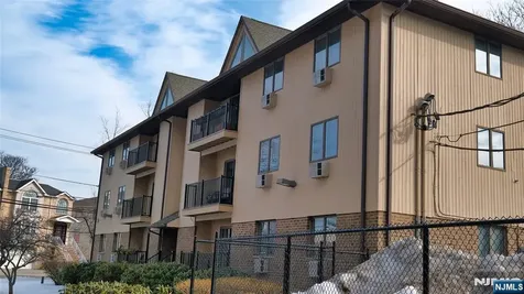 651 Riverside Avenue Lyndhurst NJ 07071