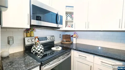 651 Riverside Avenue Lyndhurst NJ 07071