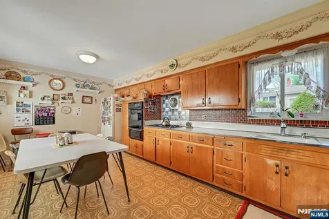 15 Clark Street Cresskill NJ 07626