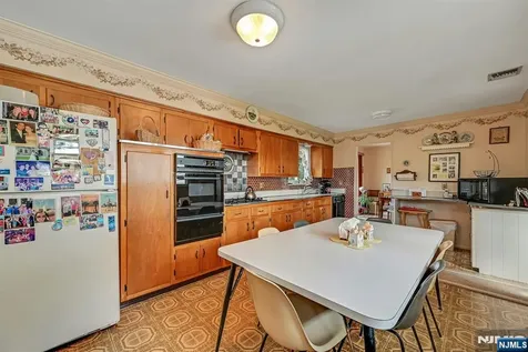 15 Clark Street Cresskill NJ 07626
