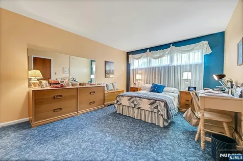 15 Clark Street Cresskill NJ 07626