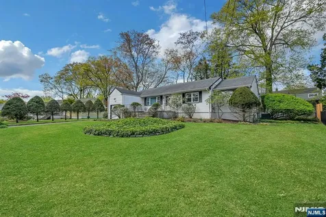 15 Clark Street Cresskill NJ 07626