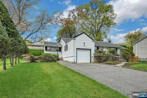 15 Clark Street Cresskill NJ 07626