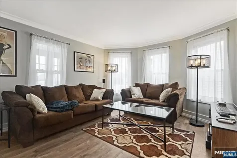 118 Broad Street Pompton Lakes NJ 07442