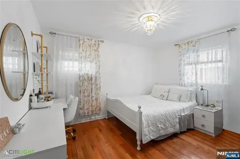 312 6th Street Palisades Park NJ 07650