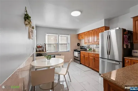 312 6th Street Palisades Park NJ 07650