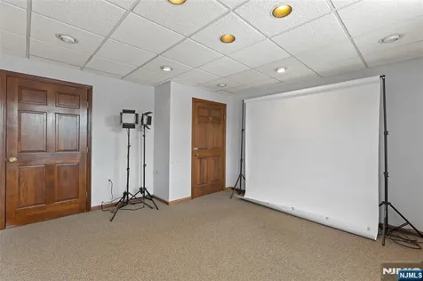 410 Ramapo Valley Road Oakland NJ 07436