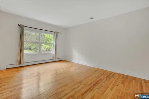 501 Clinton Avenue Wyckoff NJ 07481