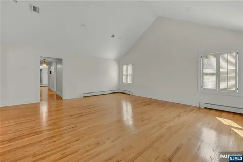 501 Clinton Avenue Wyckoff NJ 07481