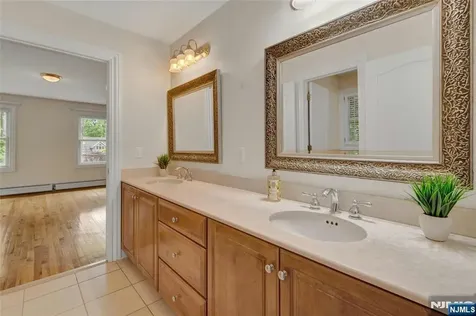 501 Clinton Avenue Wyckoff NJ 07481