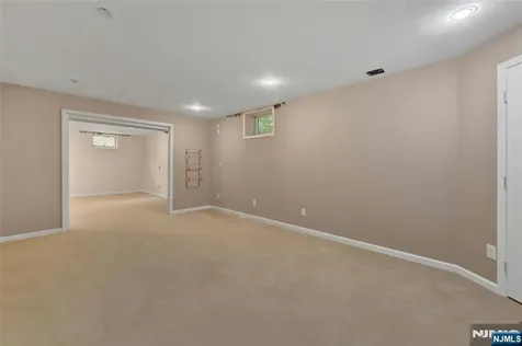 501 Clinton Avenue Wyckoff NJ 07481