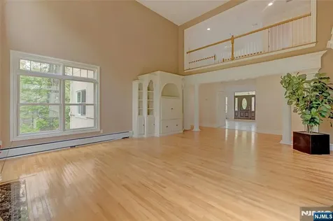 501 Clinton Avenue Wyckoff NJ 07481