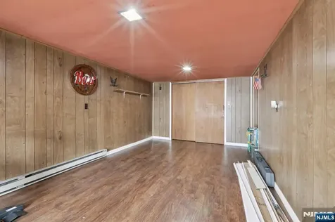 86 Kakeout Road Butler Borough NJ 07405