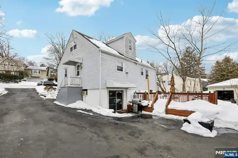 86 Kakeout Road Butler Borough NJ 07405