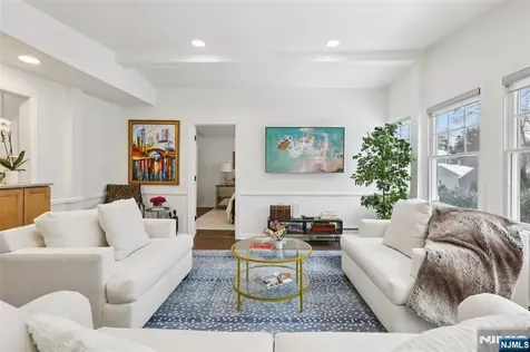 19 Linwood Avenue Midland Park NJ 07432