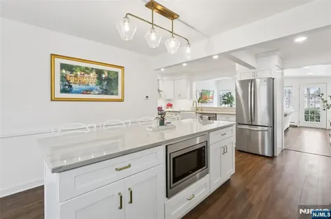 19 Linwood Avenue Midland Park NJ 07432
