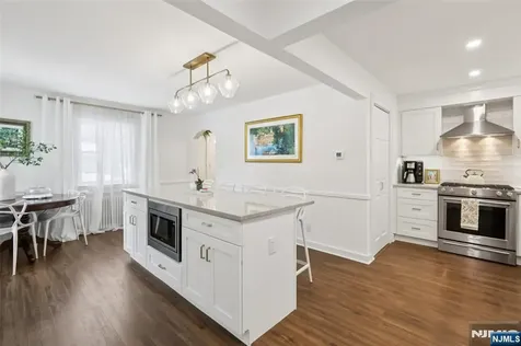 19 Linwood Avenue Midland Park NJ 07432