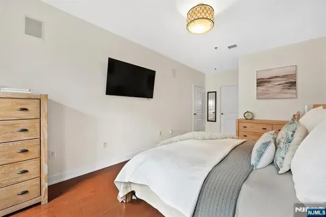 87 Jackson Street Hoboken NJ 07030