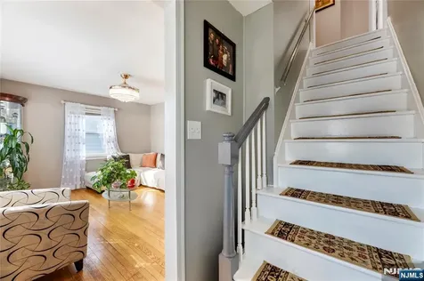 95 William Place Totowa NJ 07512