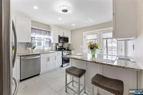 95 William Place Totowa NJ 07512