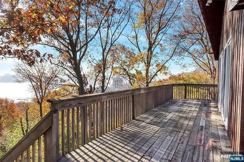 1470 Palisade Terrace Fort Lee NJ 07024
